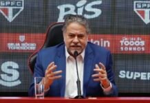 Julio Casares promete rigor e auditoria externa após áudio envolvendo dirigentes do São Paulo