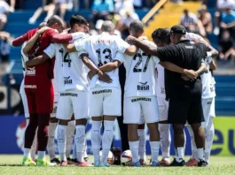 Santos vira sobre o São-Carlense e fecha a fase de grupos com campanha perfeita