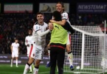 Com um a menos, Milan vence o Pisa e se mantém na briga pela liderança do Campeonato Italiano