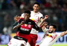Flamengo é goleado pelo Bragantino e se distancia da liderança do Brasileirão