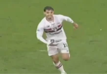 STJD denuncia Bobadilla, do São Paulo por gesto contra o Corinthians