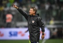 Vasco encaminha contratação de Fernando Seabra e pagará multa ao Coritiba