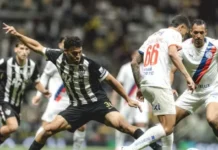 Atlético-MG e Bahia empatam em jogo movimentado pelo Brasileirão