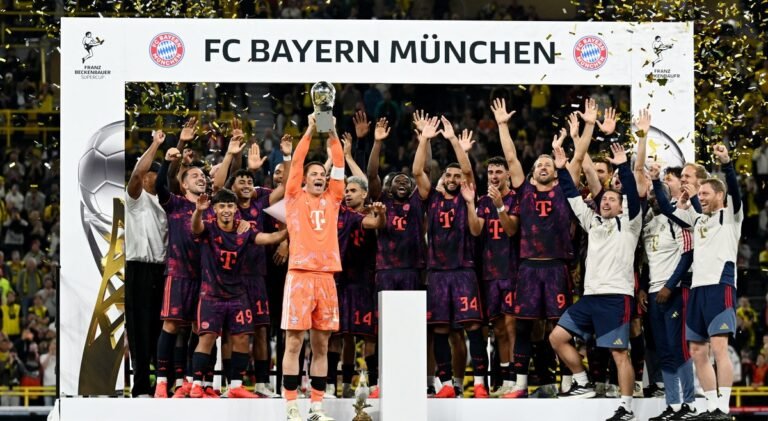 Olise brilha, Bayern vence o Borussia Dortmund e leva o título da Supercopa da Alemanha
