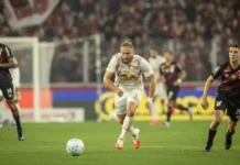 Athletico-PR domina, mas fica no empate com o Bragantino e desperdiça a chance de encostar na liderança do Brasileirão