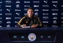 Manchester City anuncia a contratação do meia argentino Enzo Fernández